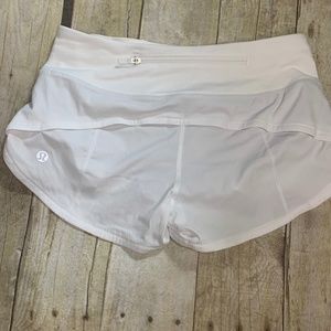 White Lululemon speed ups 2.5 inches size 0
